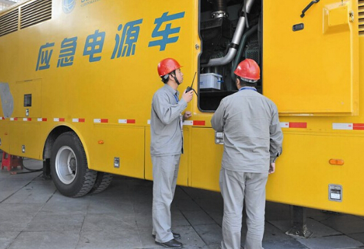 蕉城如何清理被灰尘覆盖的机油散热器？